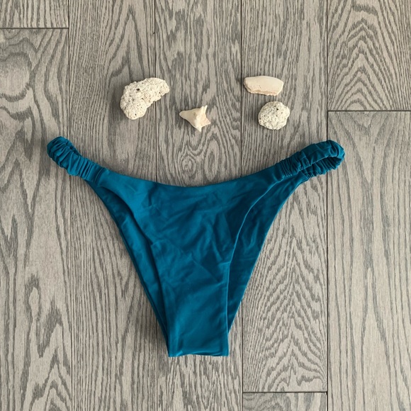 Zaful Bikini Bottom🏖💙✨ - Picture 1 of 3